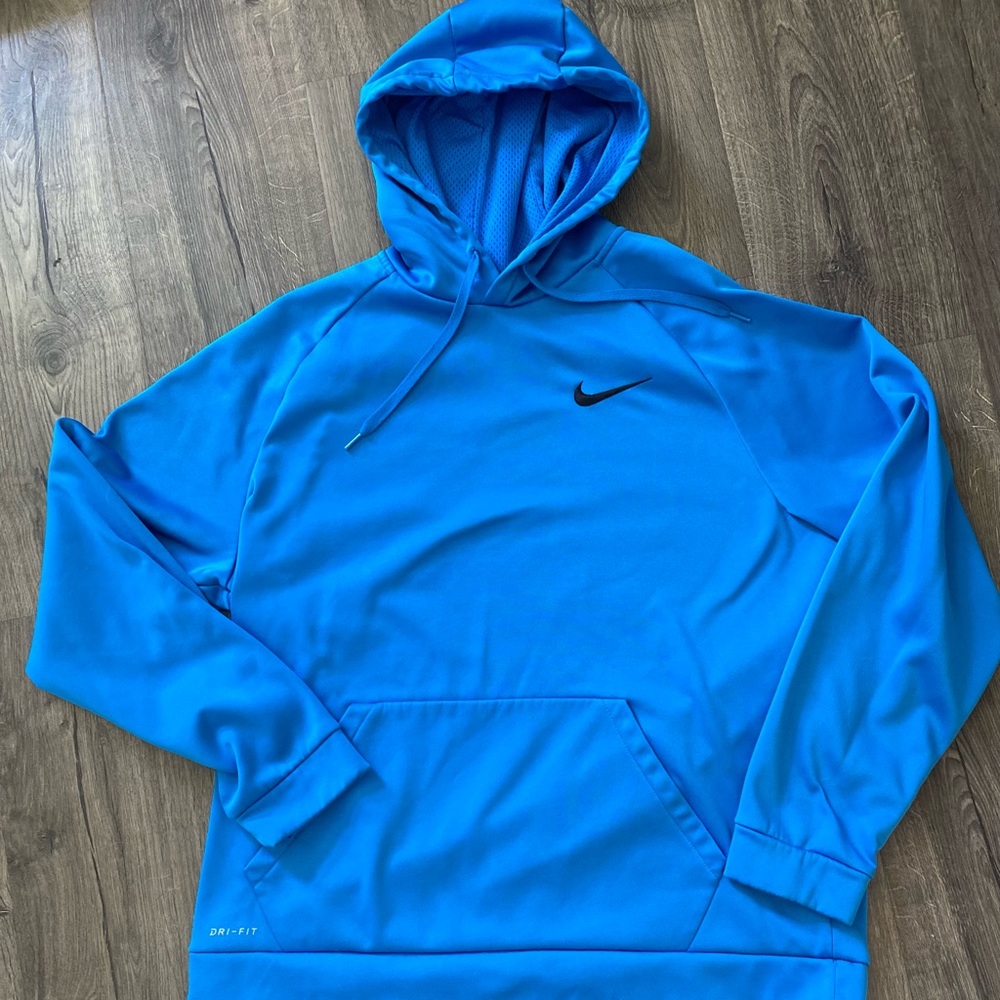 Nike Dri-fit blue sweatshirt